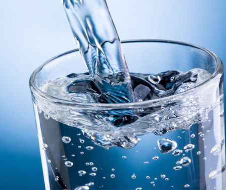Os riscos do cloro na água para a saúde